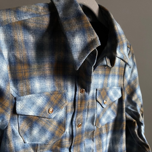 Pendleton: WOMEN'S PLAID DOUBLEBRUSHED FLANNEL SHIRT - Picture 1 of 6